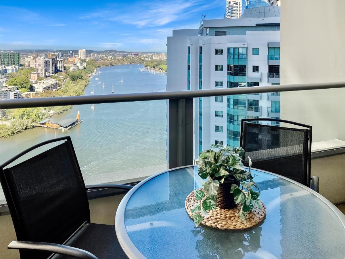 Amazing River View - 3 Bedroom Apartment - Brisbane Cbd - Netflix - Fast Wifi - Carpark Exteriör bild