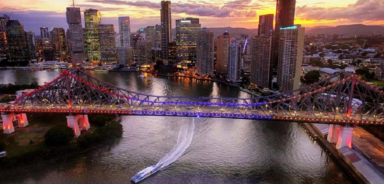 Amazing River View - 3 Bedroom Apartment - Brisbane Cbd - Netflix - Fast Wifi - Carpark Exteriör bild